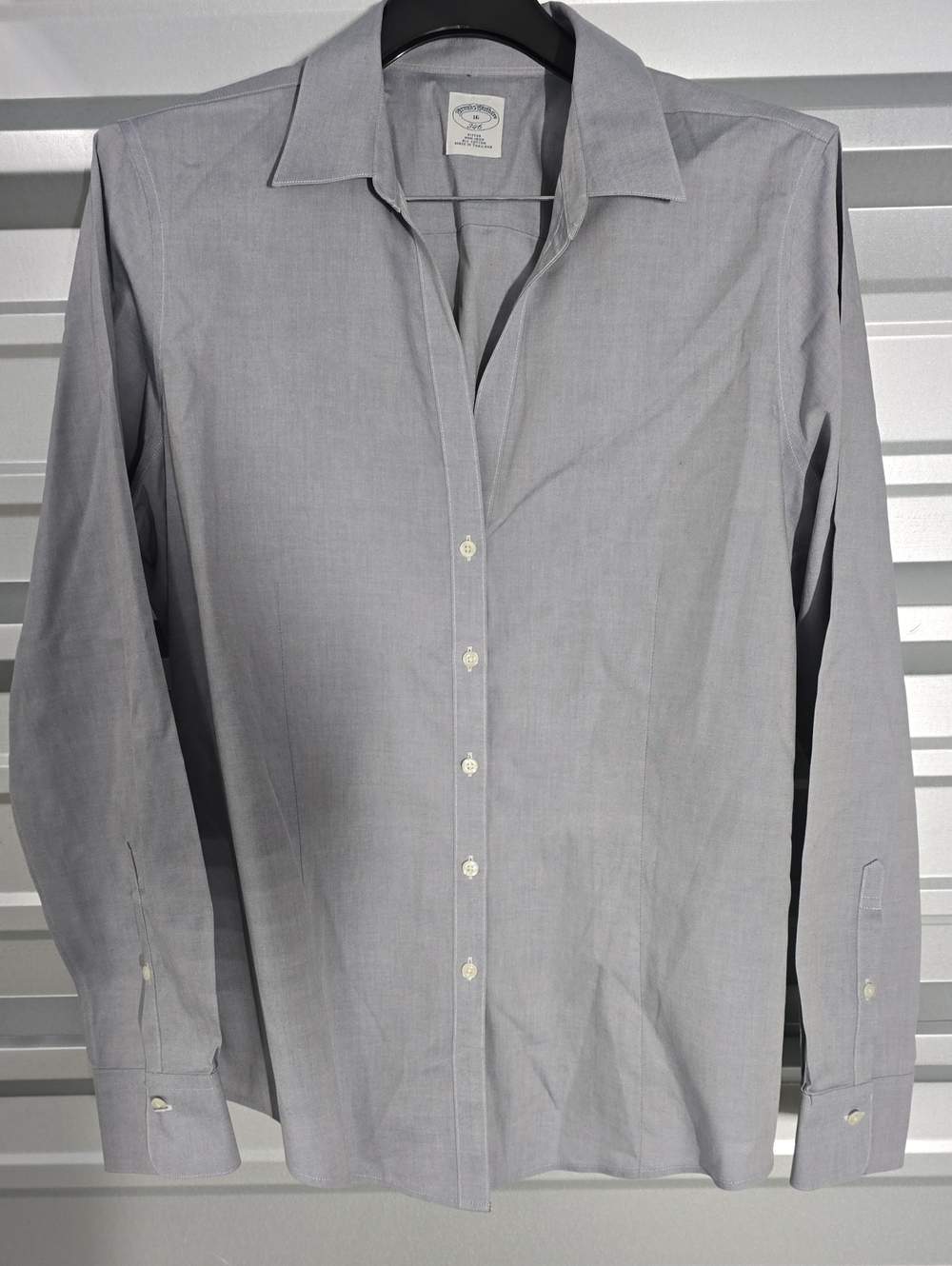 Brooks Brothers Women's Light Gray Blue Dress Shirt - Classic Button-Down